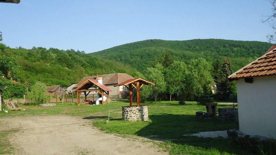 Hotel Toldi Vendeghaz Felsőtold Exterior foto